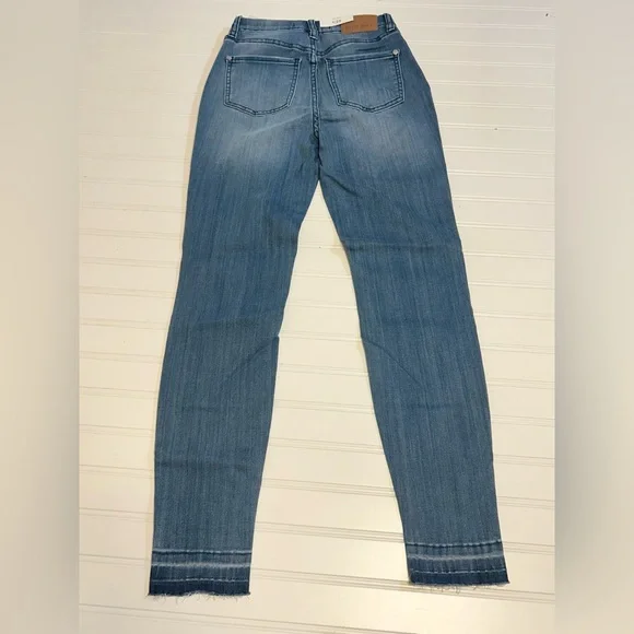 NWT Judy Blue High Waisted Pull On Skinny Jeans size 1 - Picture 9 of 10